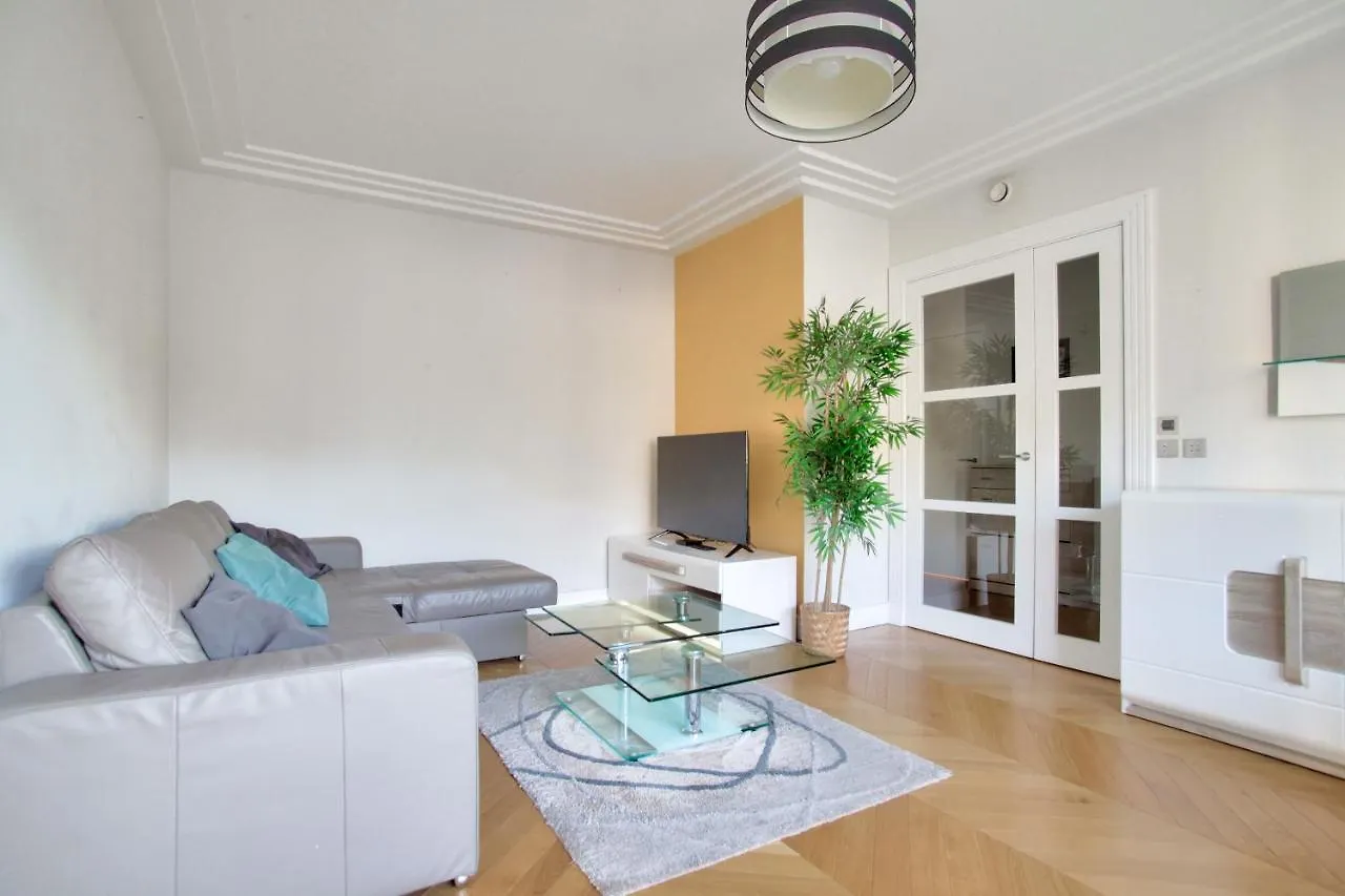 1 Bedroom Saint Germain Sevres location