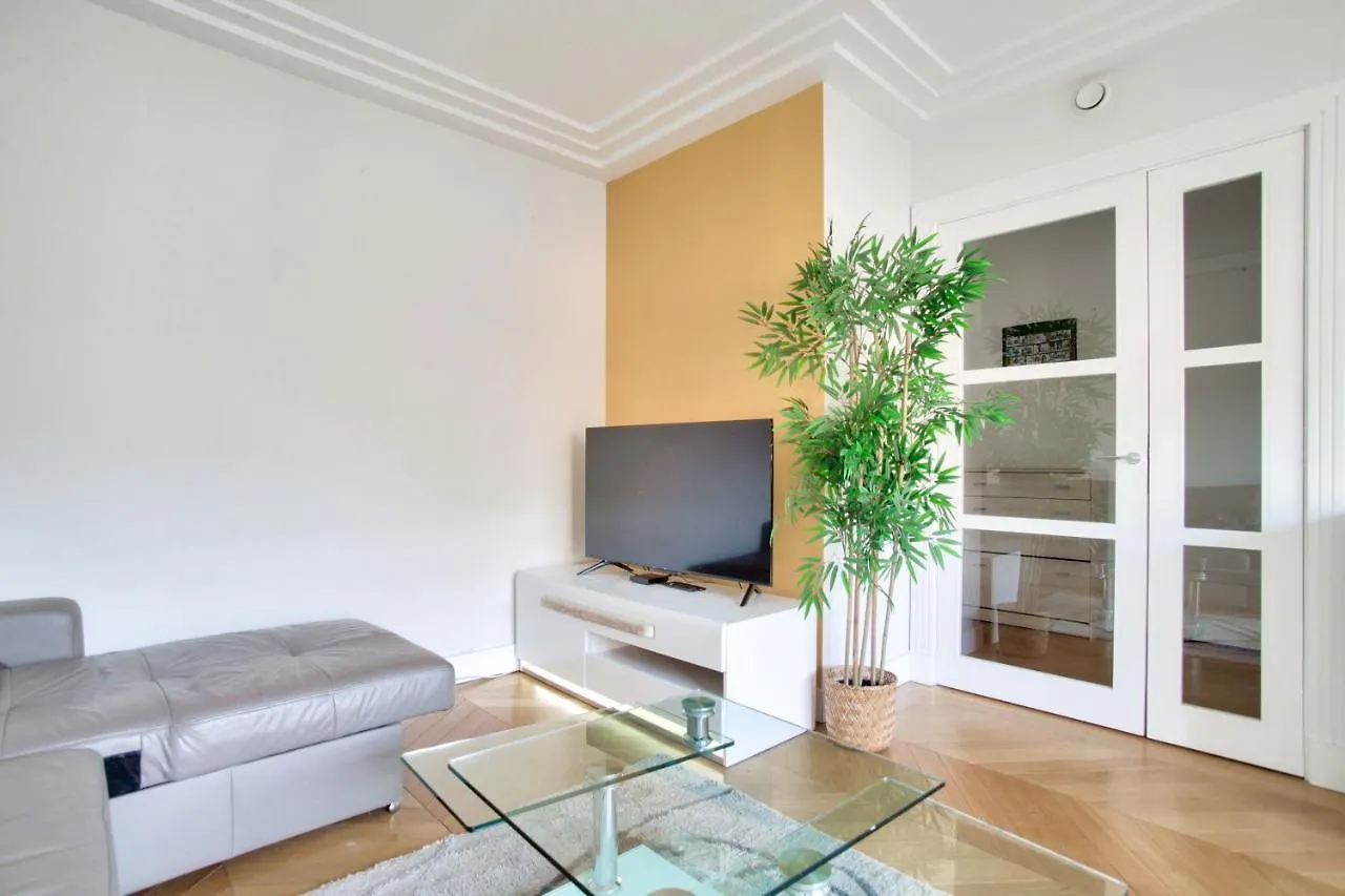 1 Bedroom Saint Germain Sevres Paris 0*,